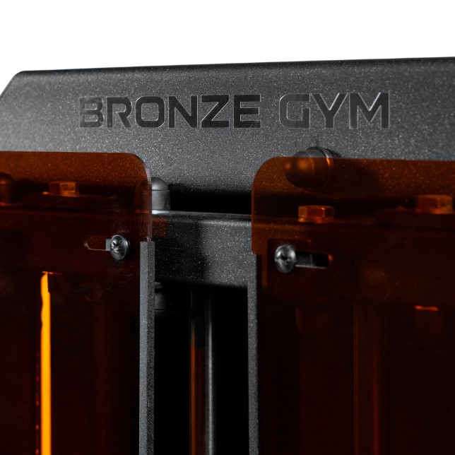 Бицепс машина профессиональный Bronze Gym Partner ML-803