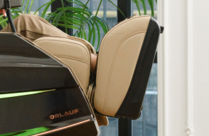 Массажное кресло Orlauf Mirage